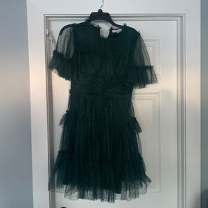 Size small dark green